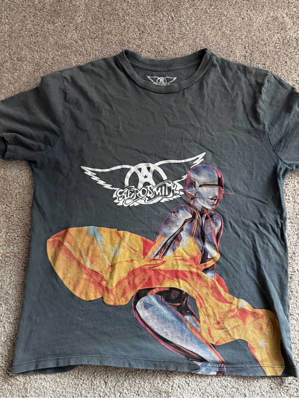 Pull & Bear x Aerosmith x Sorayama Just Push Play Robot Graphic Tee Size S 21.5”